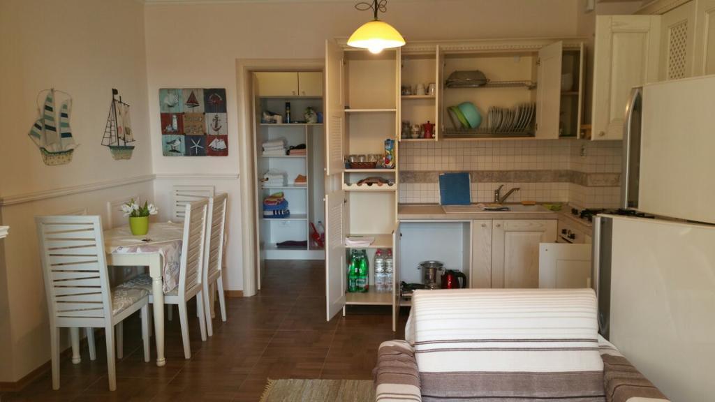 Laura'S Home Драч Екстериор снимка